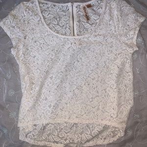 Eyeshadow Tops - Floral lace tee Eyeshadow Tops - Floral lace tee